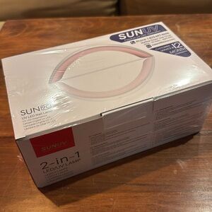 NWT SunUV 9C 2-in-1 LED/UV Lamp Gels Cure Nails Timer Memory Gentle on Skin NEW